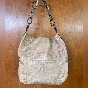 Chic Crocodile-Embossed Beige Shoulder Chain ⛓️💥 Bag
